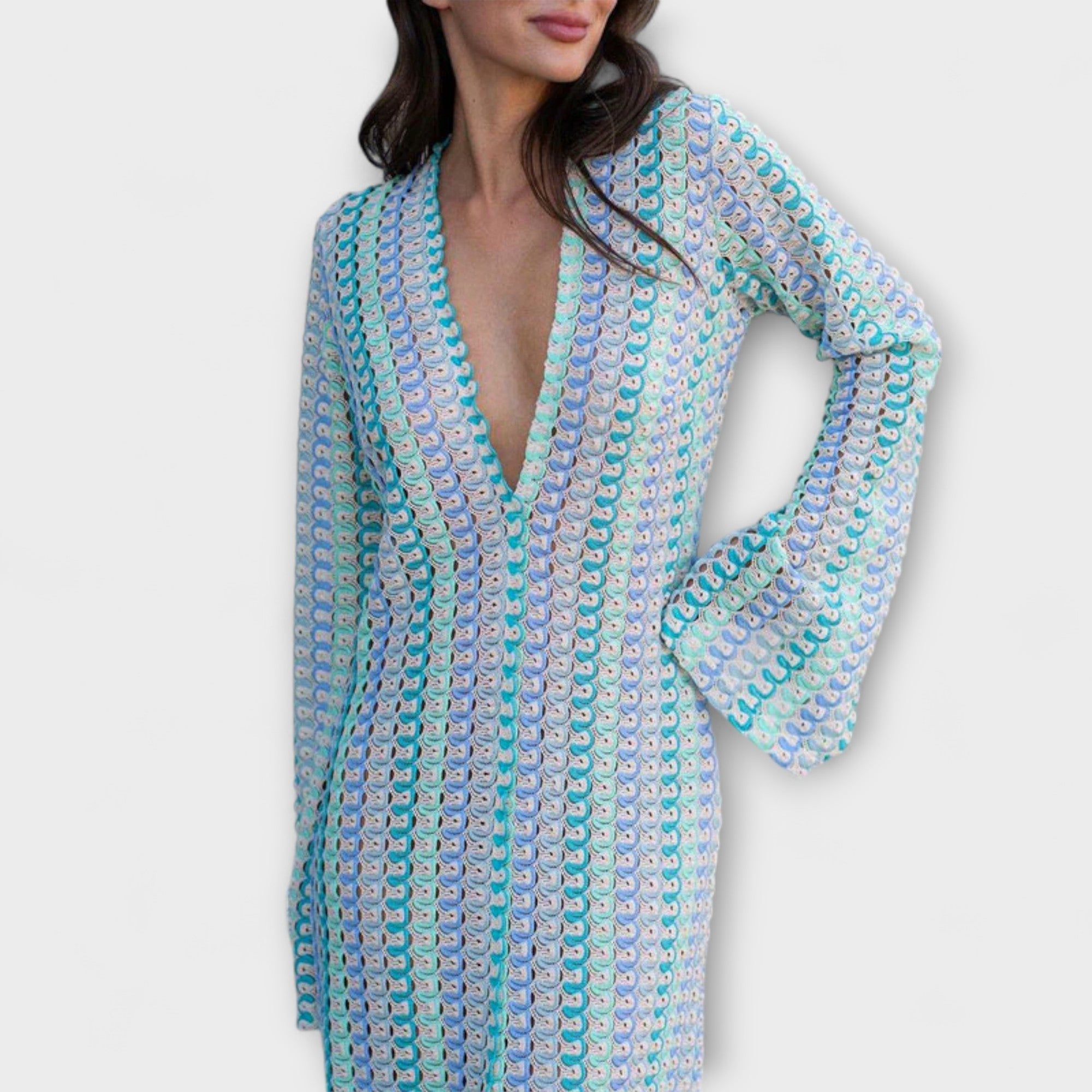 Elina – Maxidress con scollatura a V e atmosfera da vacanza