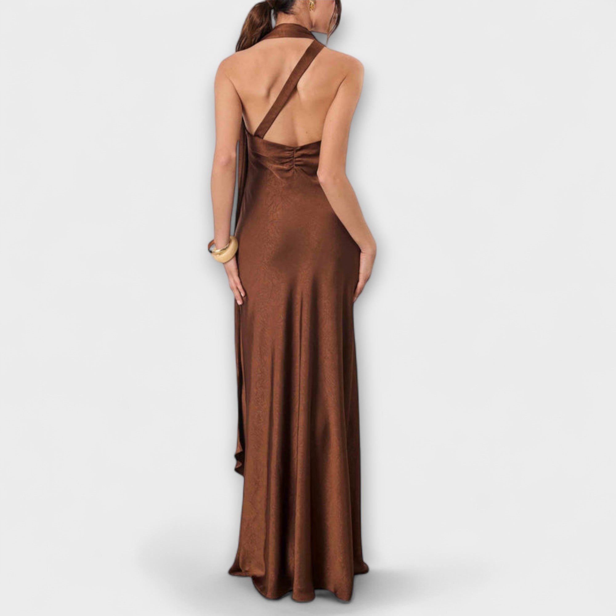 Azura - Elegante Maxidress in Satin
