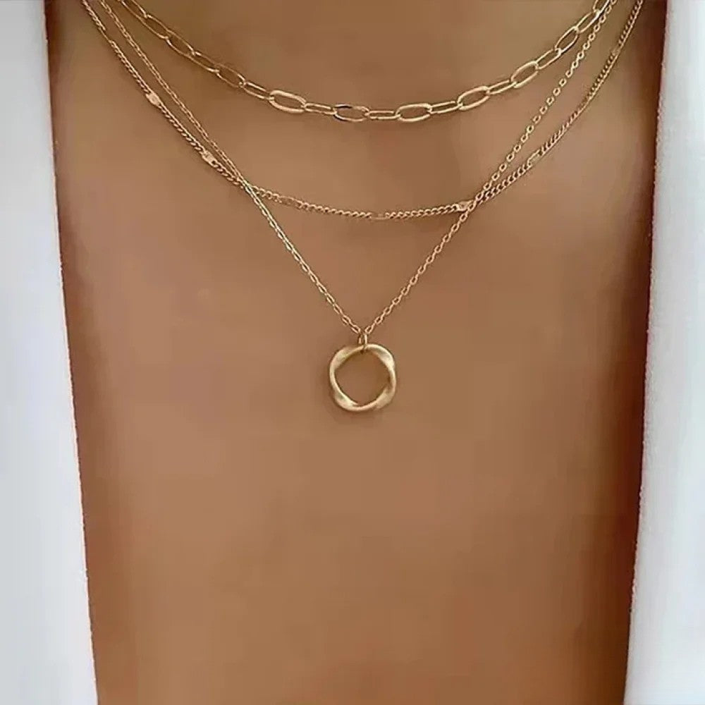 Collana a strati in oro retro