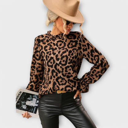 Kayla - Blusa leopardata con colletto plissettato