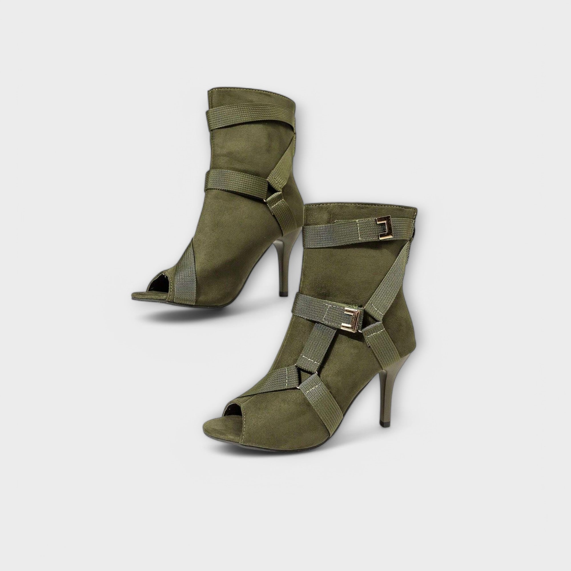Eleganti sandali con tacco e apertura per le dita