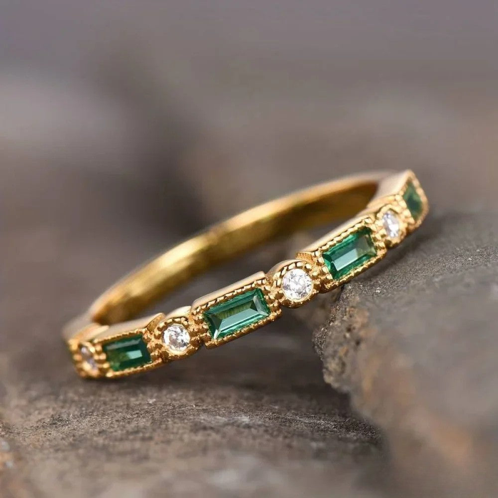 Anello in oro con zirconia verde retro e inserto