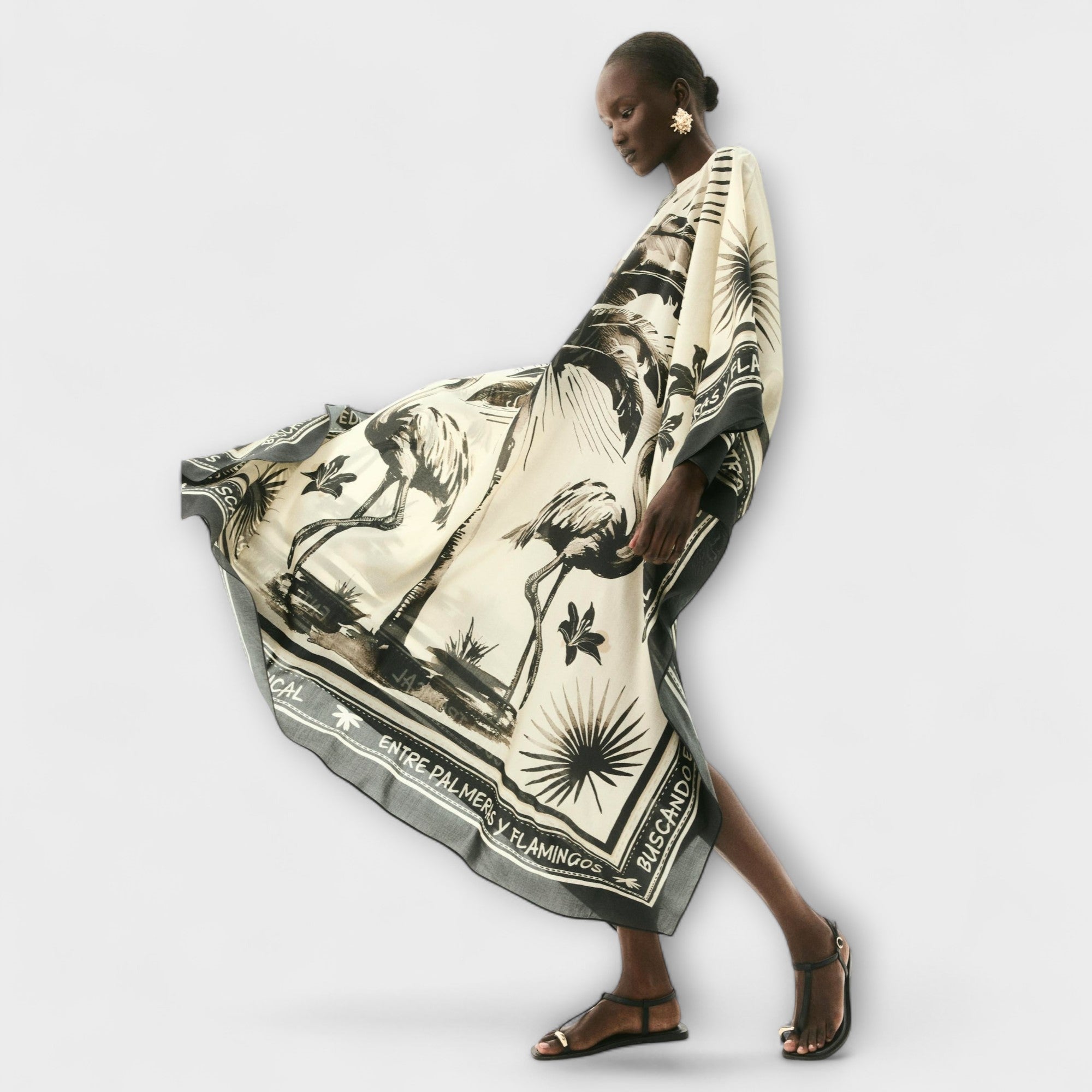 Melissa - Kaftan Maxikleid mit extra-großem Flamingo-Print