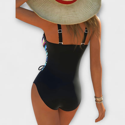 Costume da bagno elastico alla moda con dettaglio frontale incrociato