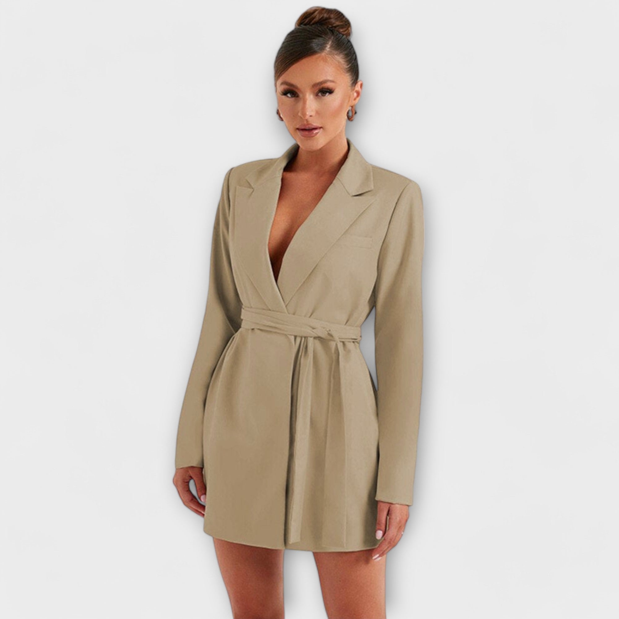 Abito blazer con scollatura a V