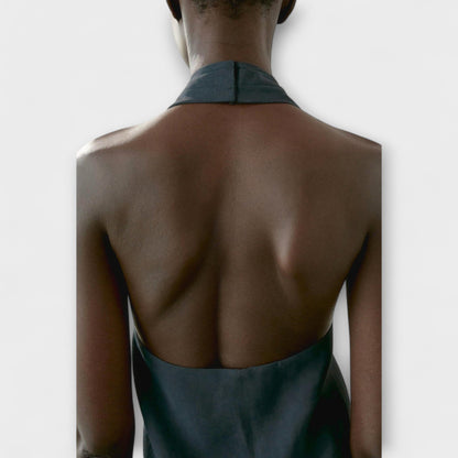 Leah - Top Blu con Collo All'Americana e Scollo Sulla Schiena