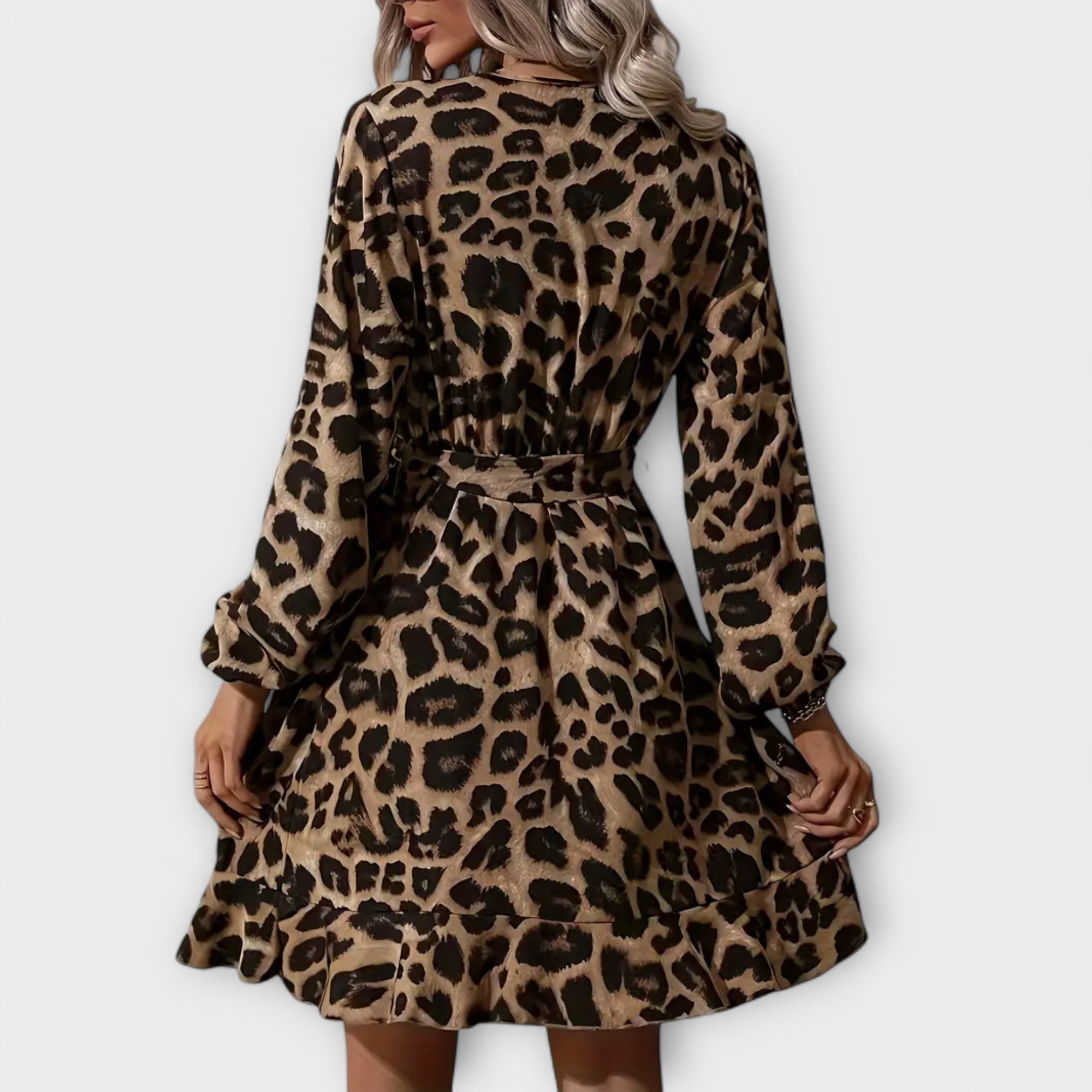 Abito elegante con stampa leopardata, scollatura a V e cintura