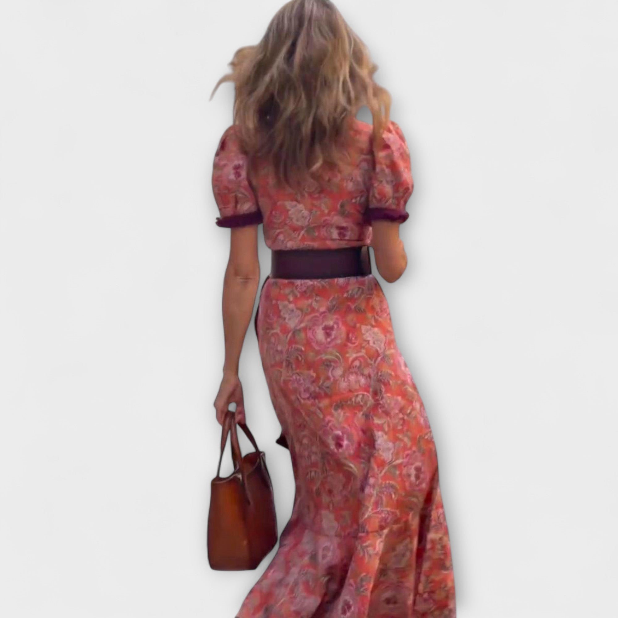 Elegante Abito Maxi Rosa con Maniche Corte