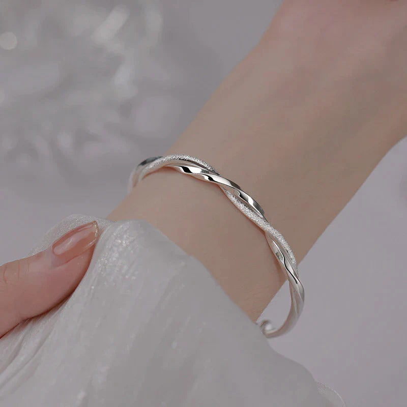Bracciale in argento intrecciato