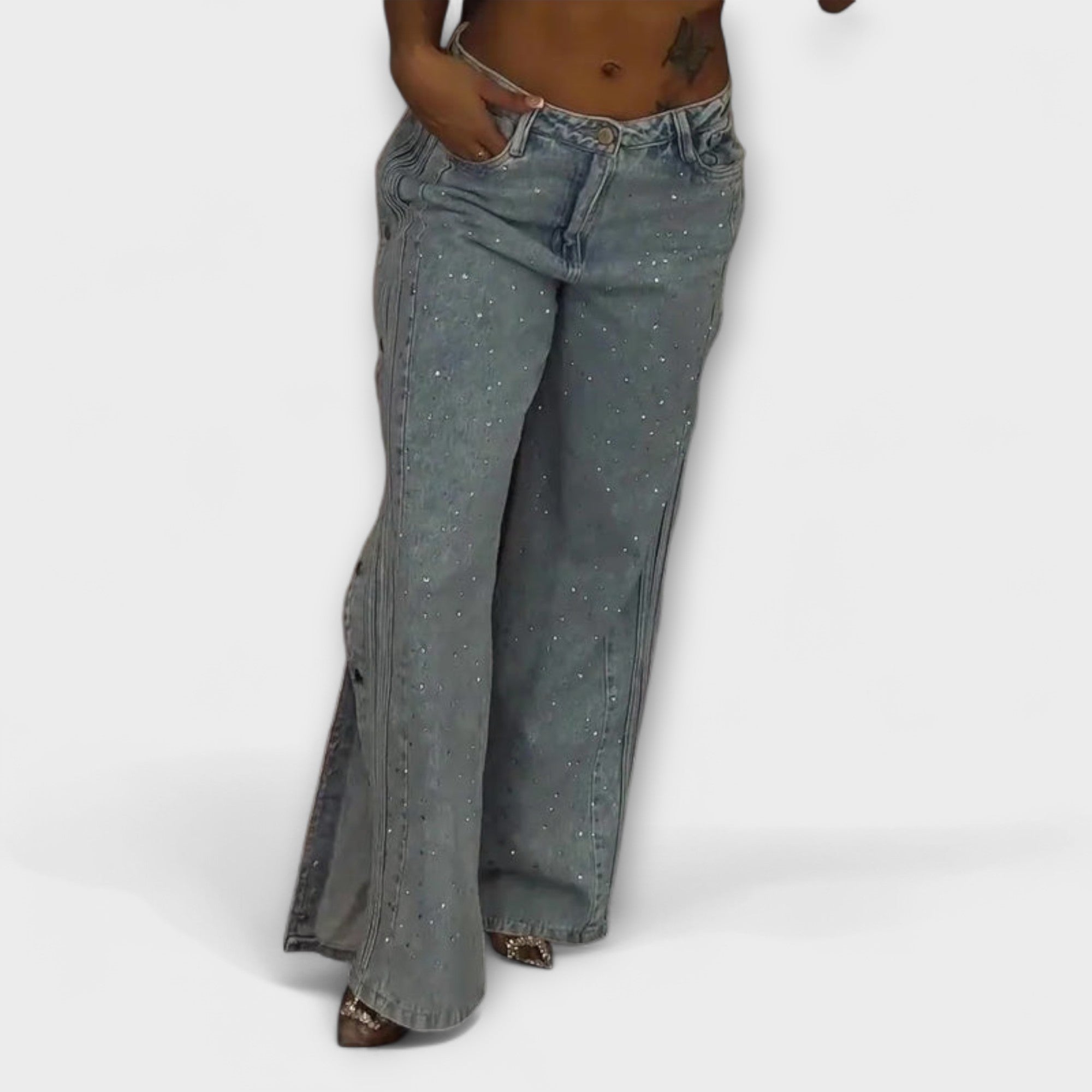 Nola - Jeans a vita alta decorati con strass e bottoni laterali