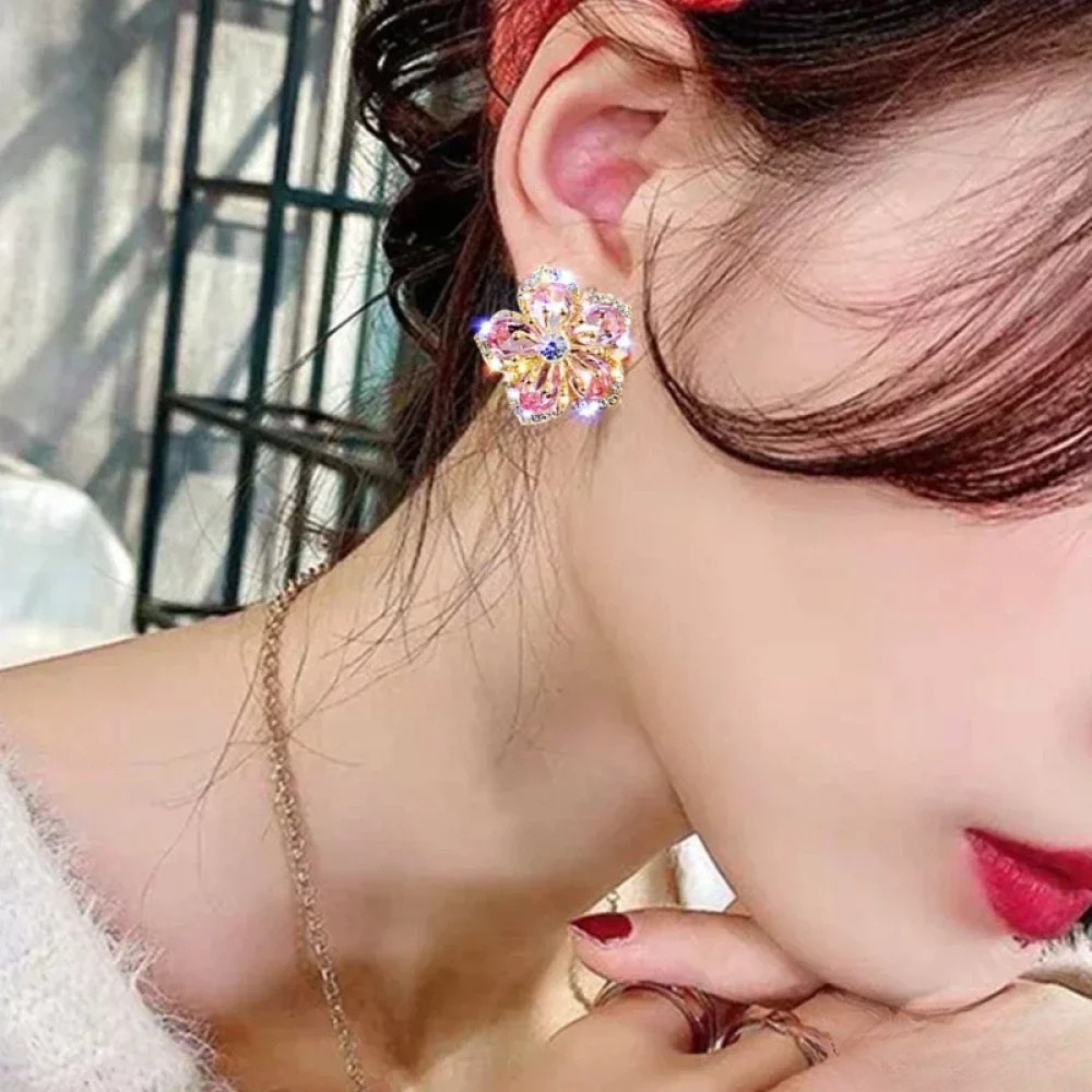 Orecchini in argento sterling con zirconia colorata