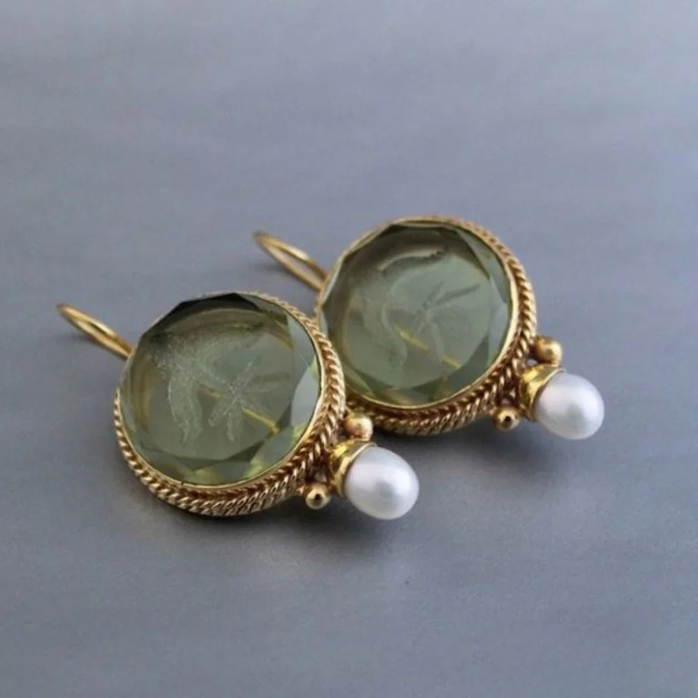 Orecchini Vintage Rotondi con Pietre Verdi