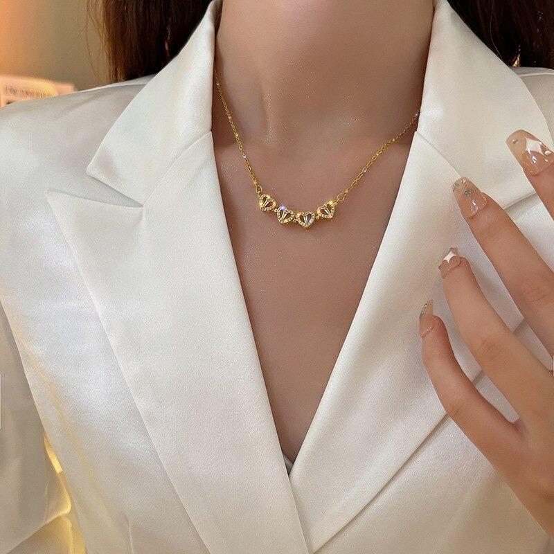 Collana a quadrifoglio
