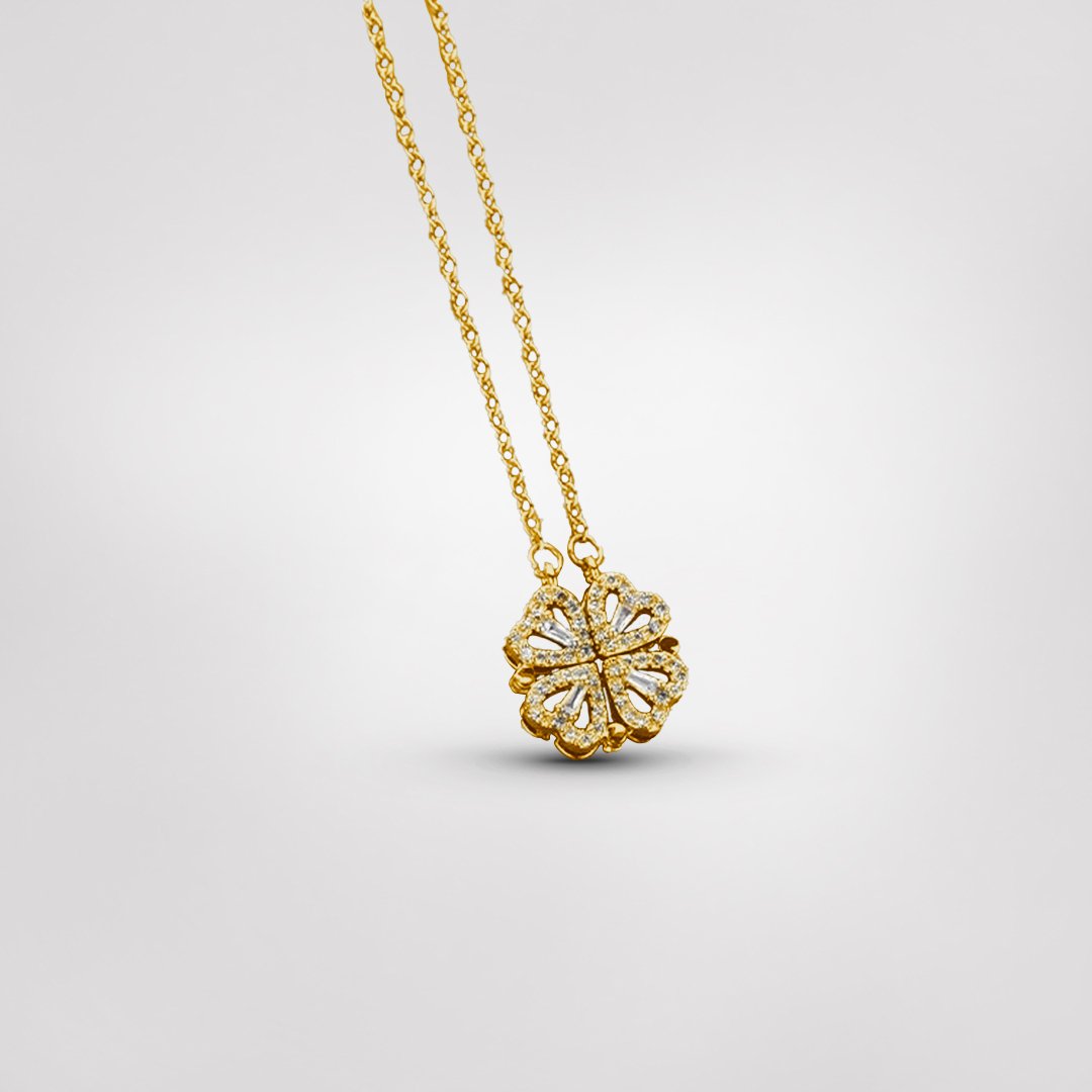 Collana a quadrifoglio