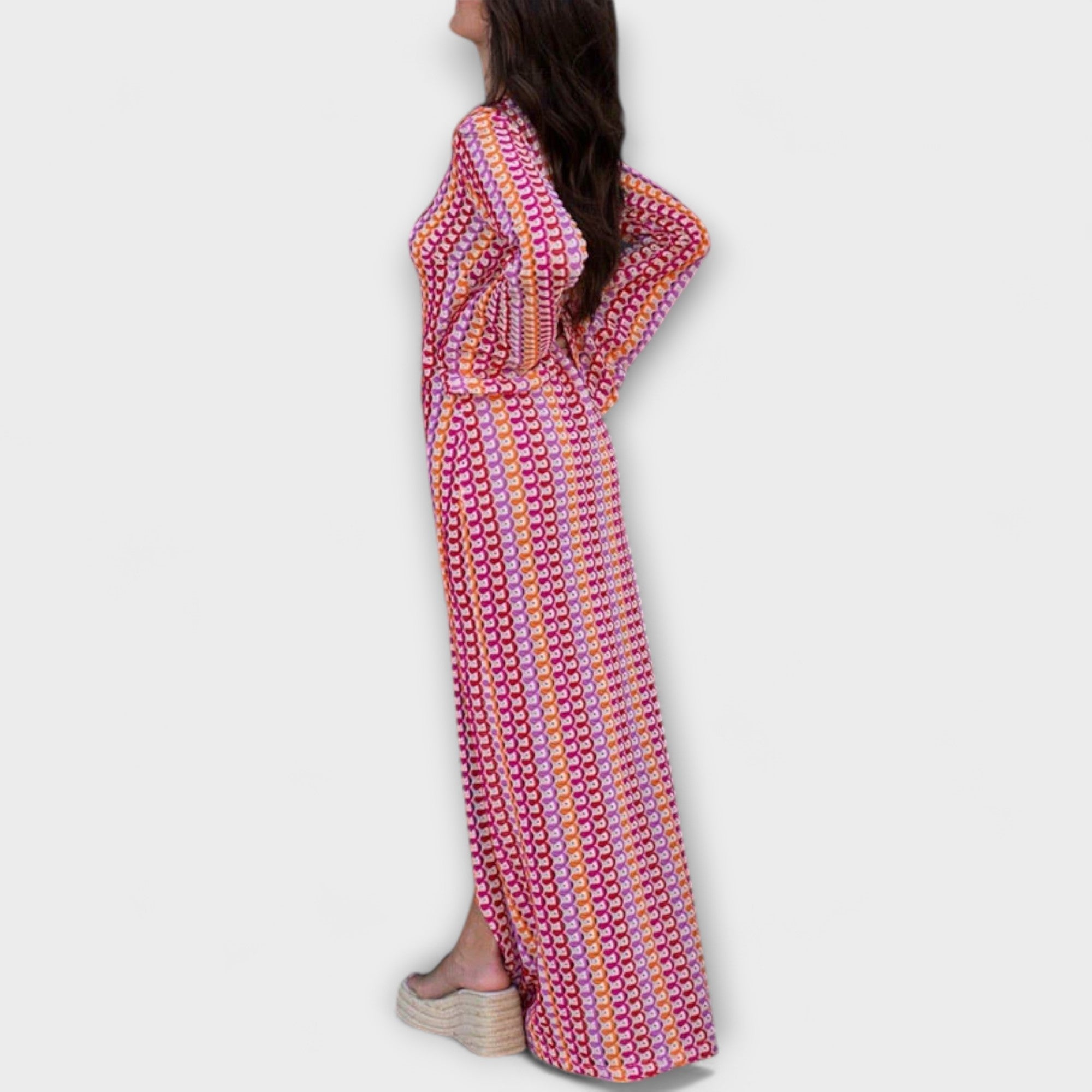 Elina – Maxidress con scollatura a V e atmosfera da vacanza