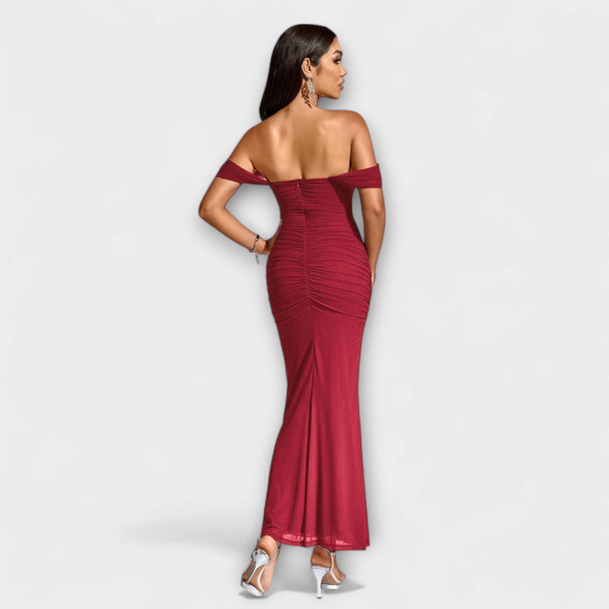 Ione - Abito Bodycon con Spalle Scoperte