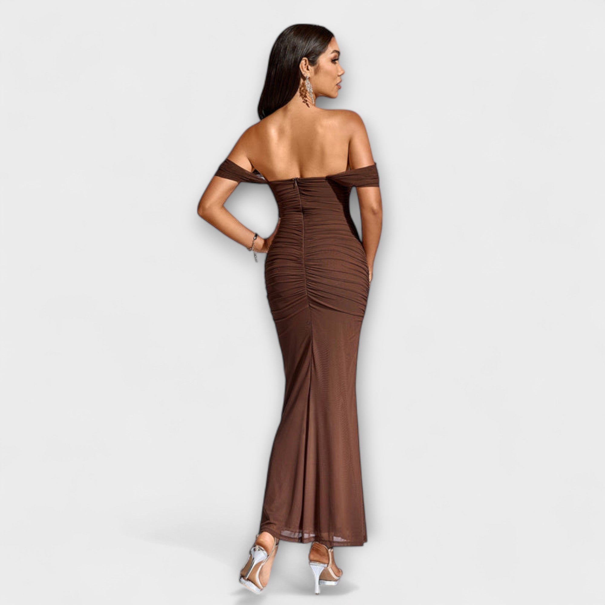 Ione - Abito Bodycon con Spalle Scoperte