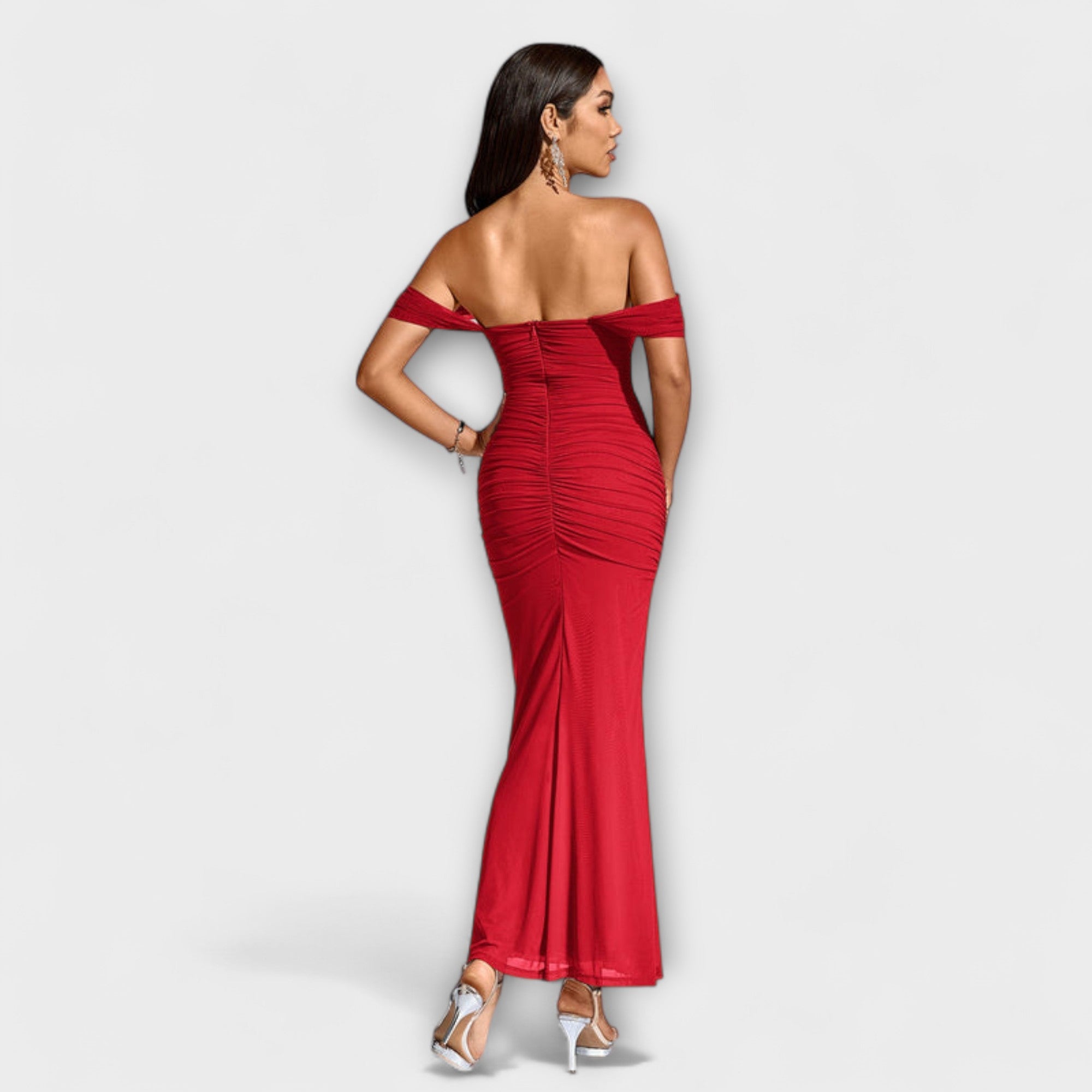 Ione - Abito Bodycon con Spalle Scoperte