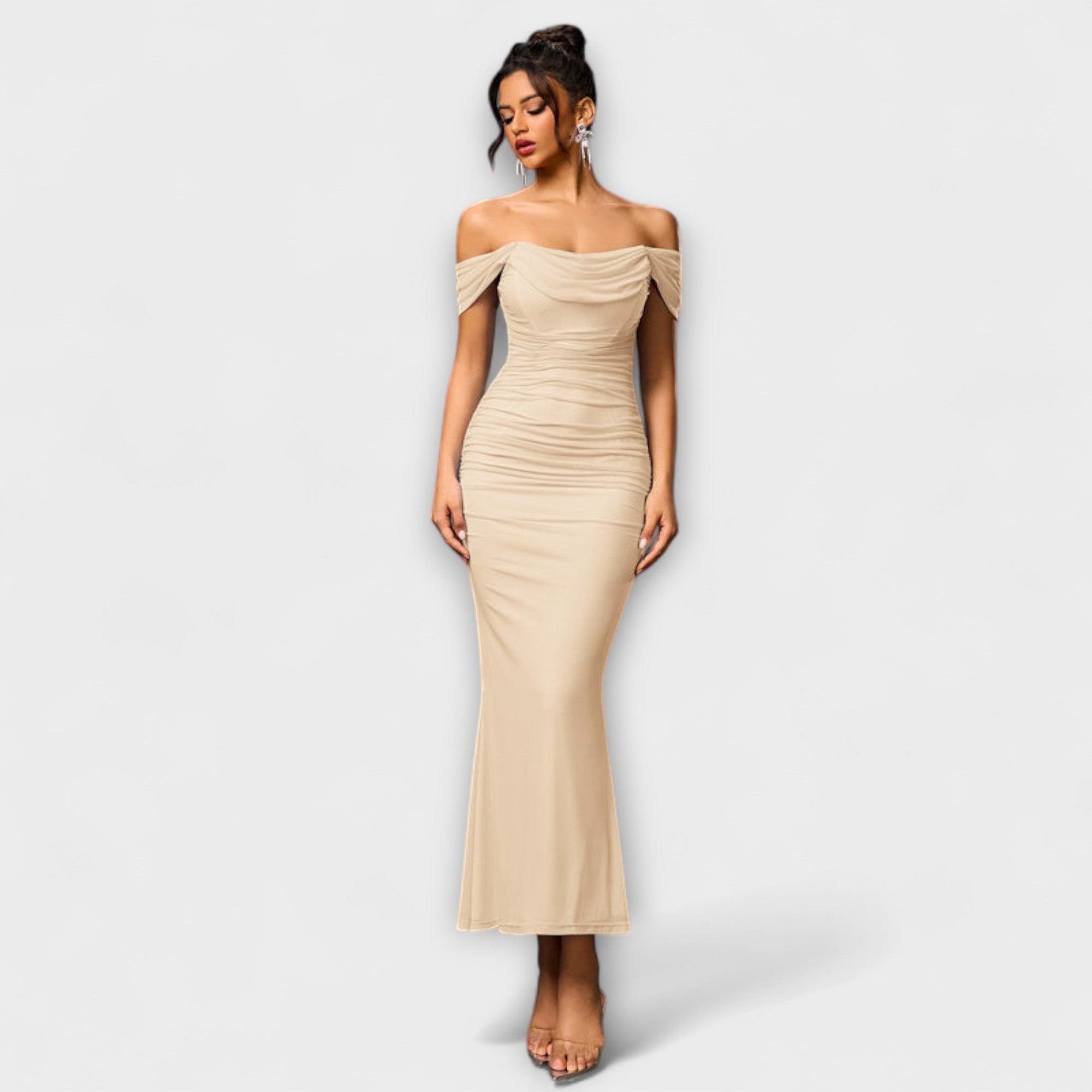 Ione - Abito Bodycon con Spalle Scoperte