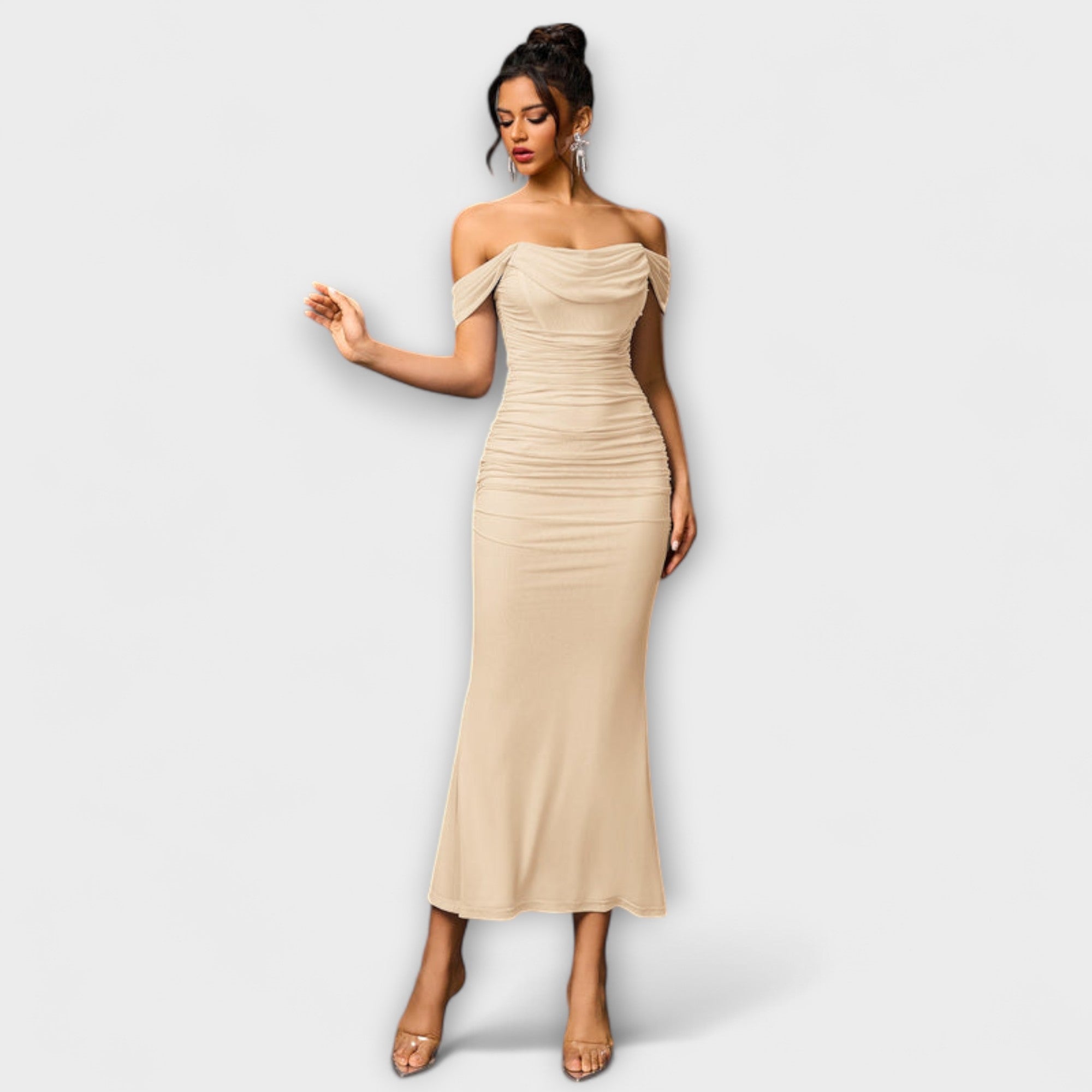 Ione - Abito Bodycon con Spalle Scoperte