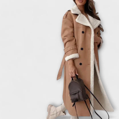 Maria – Giacca classica lunga con fodera in pile e colletto in peluche
