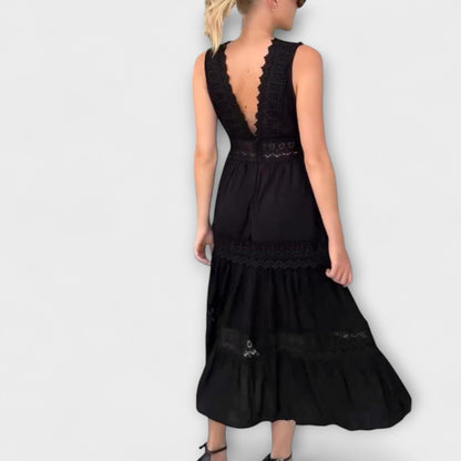 Aurélie - Elegante abito in pizzo con scollo a V