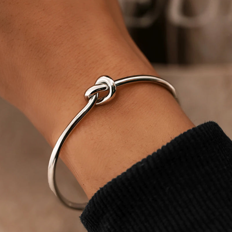 Bracciale Vintage Regolabile con Nodo