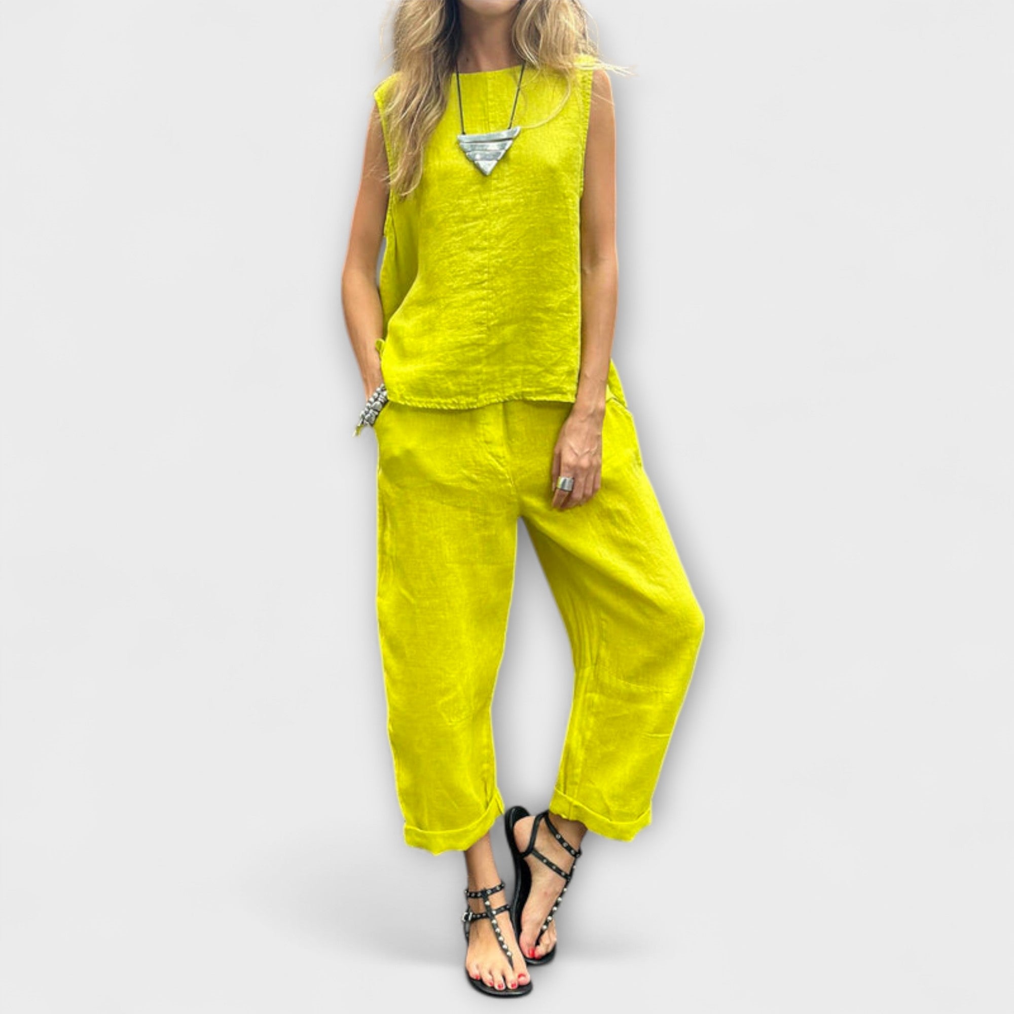 Jennifer - Outfit in Cotone e Lino Relax
