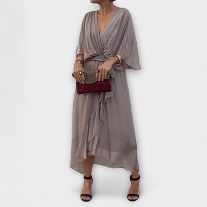 Amoura - Abito in chiffon con scollatura a V