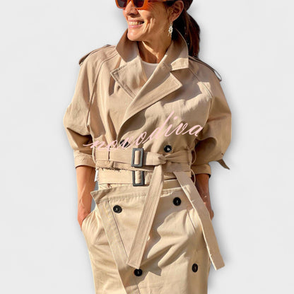Lyra - Elegante giacca midi con tasche