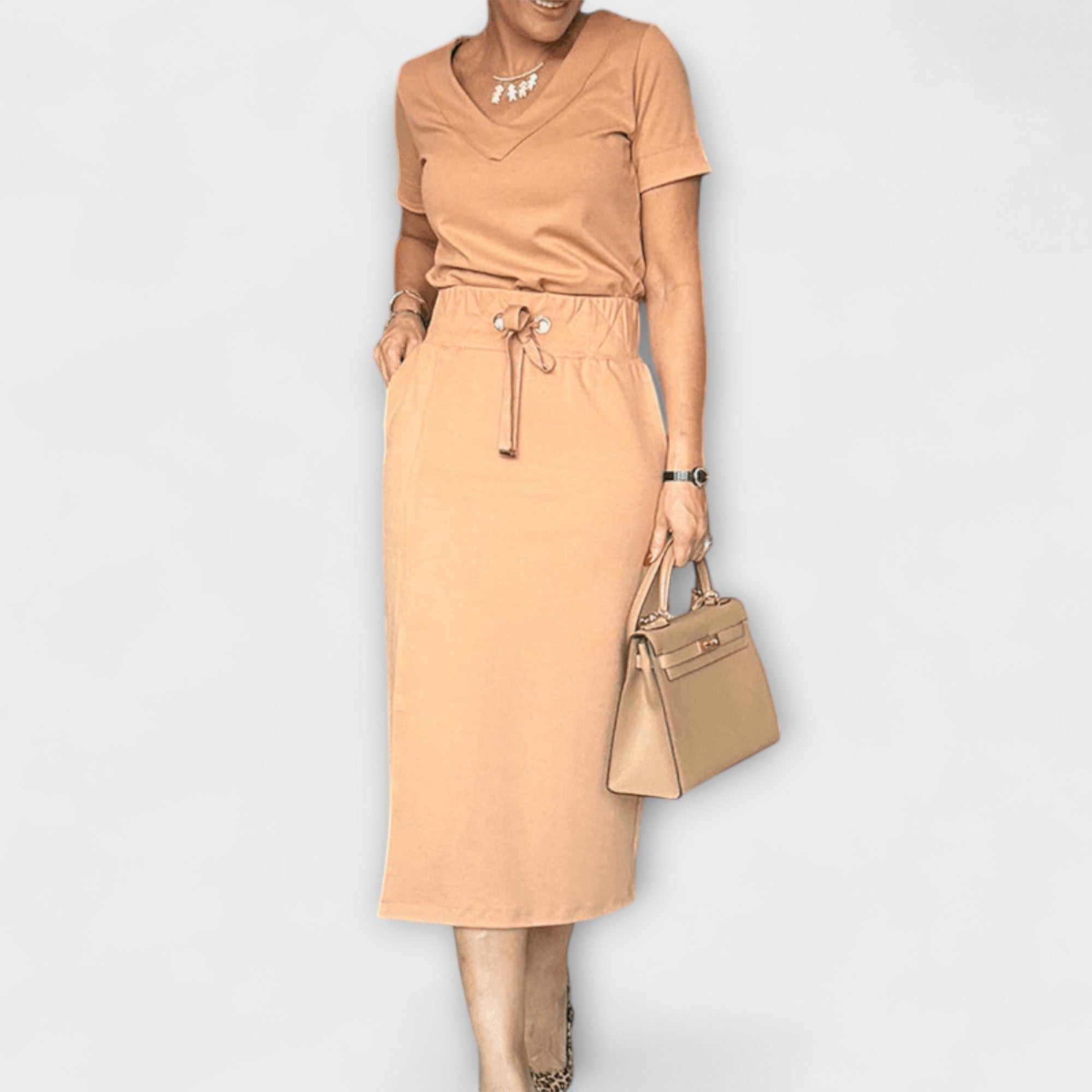 Danielle - Top elegante con scollo a V e gonna