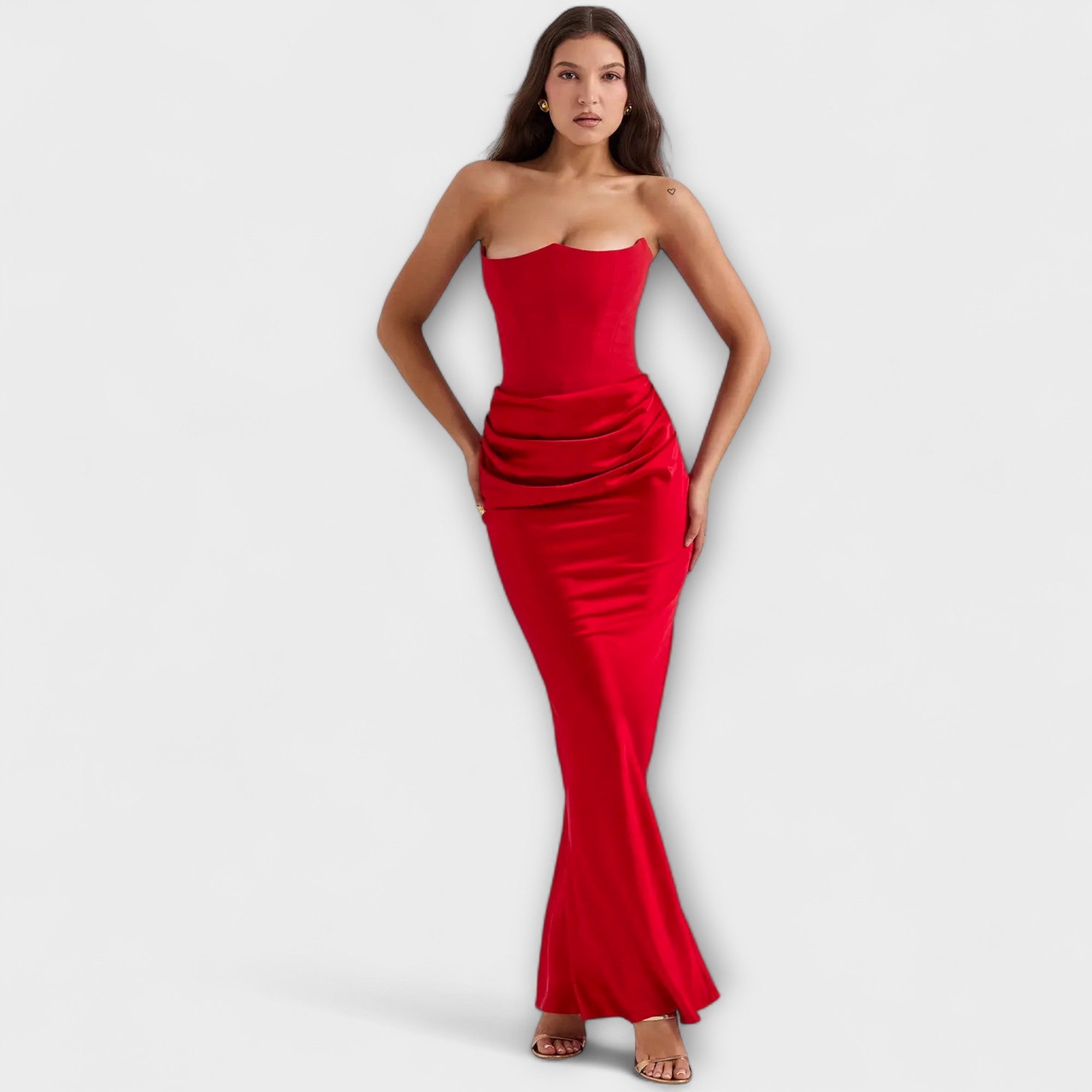 Abito Maxy in Satin Senza Spalline con Drappeggio