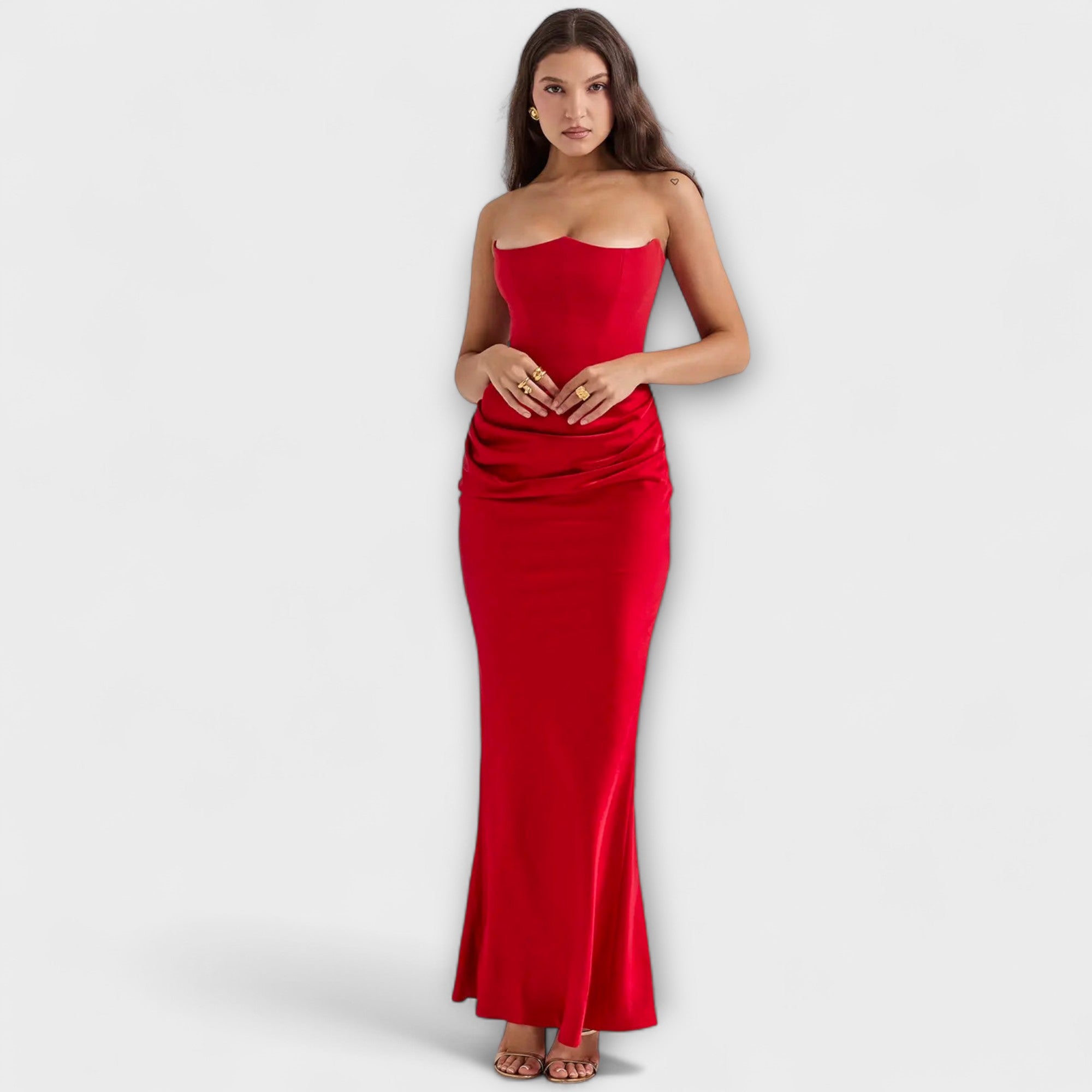Abito Maxy in Satin Senza Spalline con Drappeggio